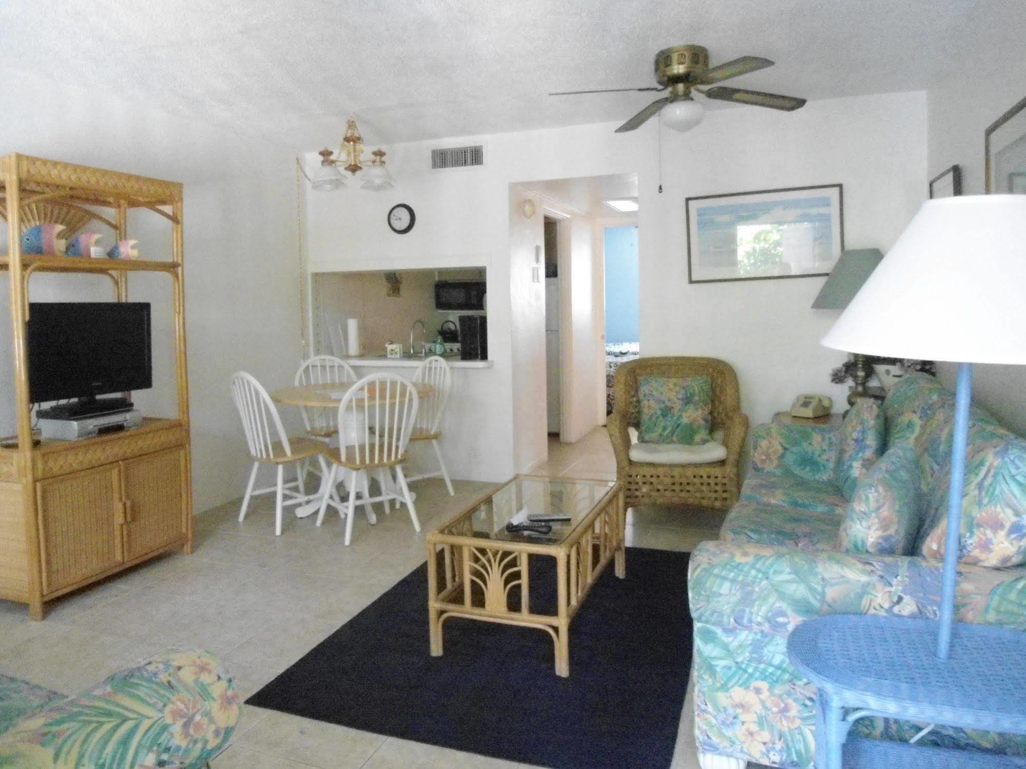 Malyn Resort St. Pete Beach Extérieur photo