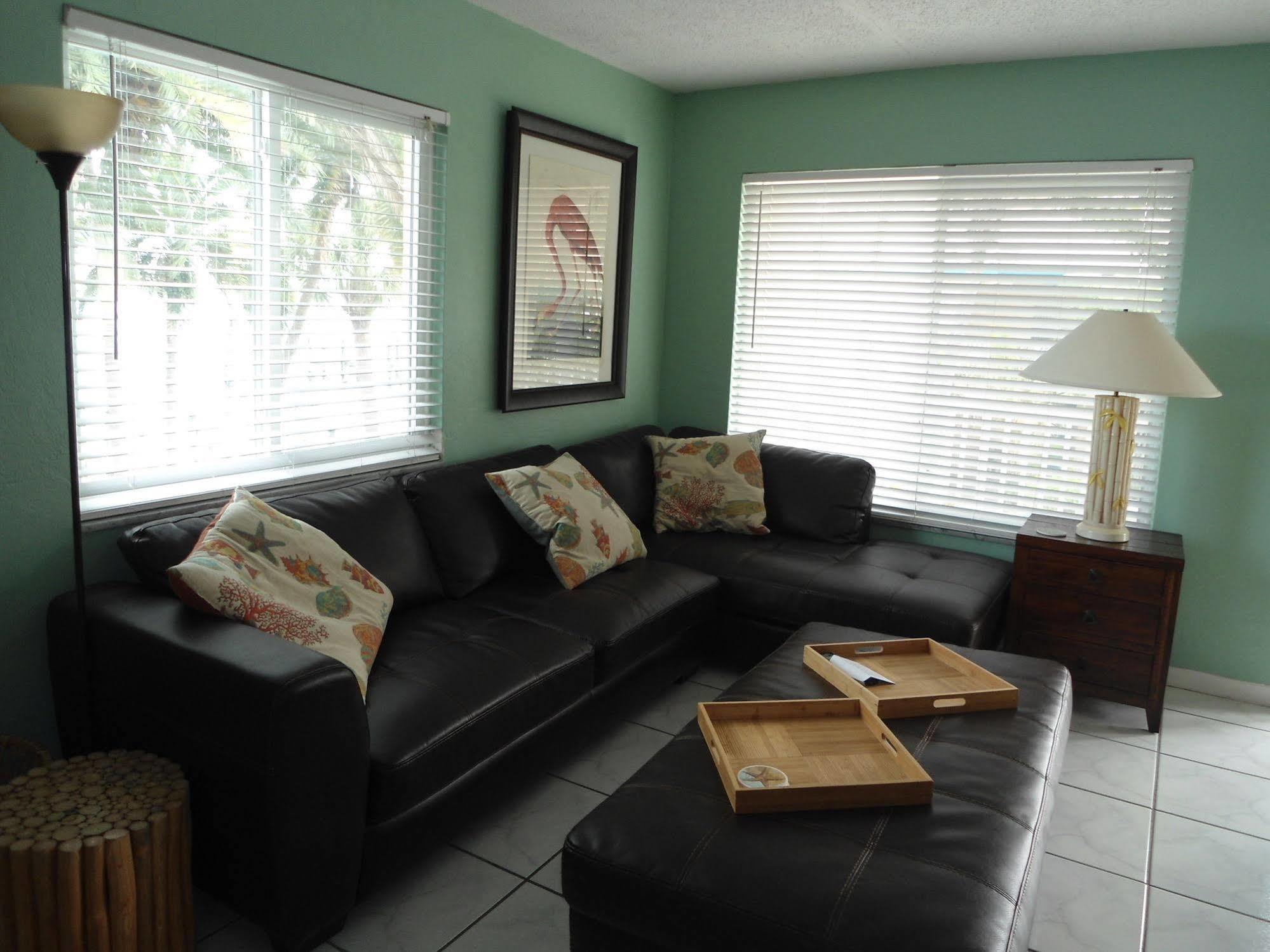 Malyn Resort St. Pete Beach Extérieur photo